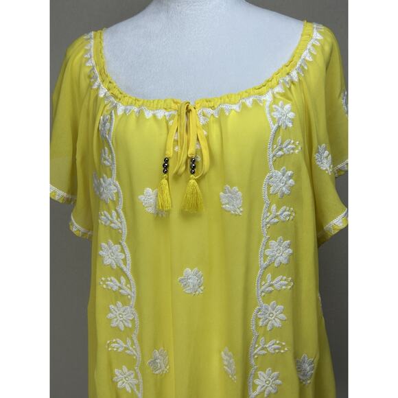Torrid Yellow Smocked Floral Chiffon Short Sleeve Blouse Plus Size 1 - Picture 2 of 14
